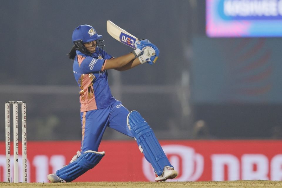 Harmanpreet Kaur smashed 36 off just 12 balls, Mumbai Indians vs Gujarat Giants, WPL 2025, Mumbai, March 13, 2025