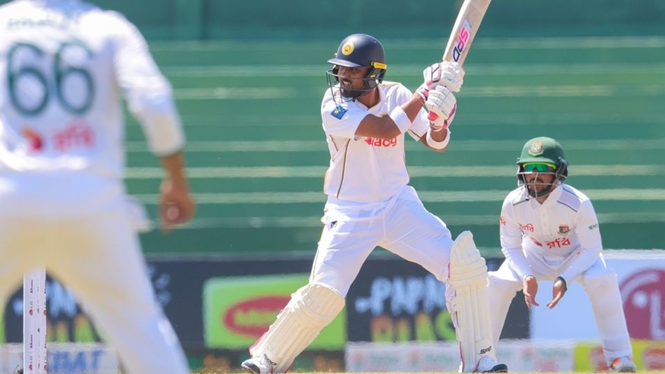 Dinesh Chandimal used the late cut to good effect, Sri Lanka vs Bangladesh, 1st Test, Galle, day 3, June 19 2025
