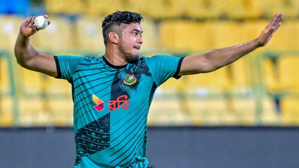 Taskin Ahmed sweats it out during a training session, Colombo, July 1, 2025