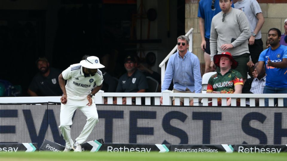 Mohammed Siraj stepped on the fine-leg boundary to hand Harry Brook a reprieve, England vs India, 5th Test, The Oval, 4th day, August 3, 2025