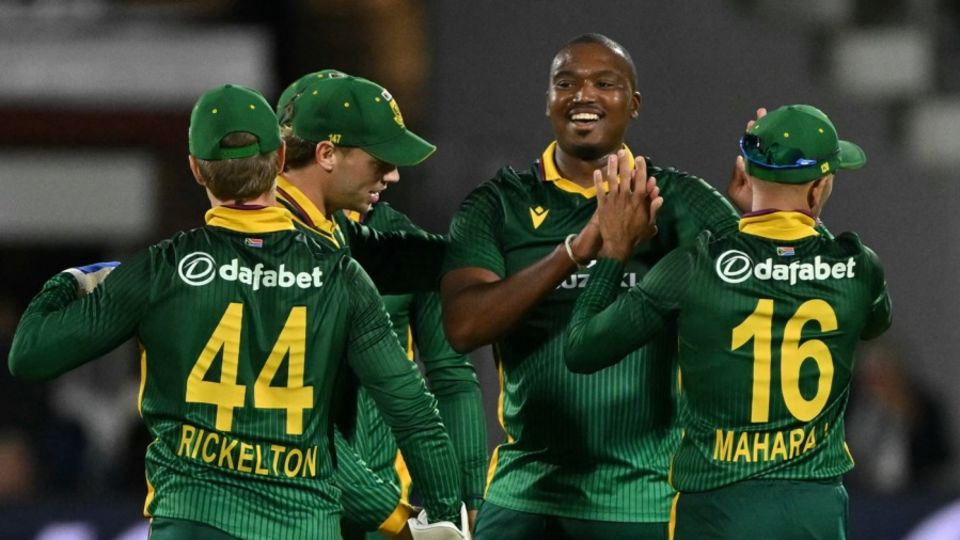 Lungi Ngidi got the big wicket of Jos Buttler at the death, England vs South Africa, 2nd ODI, Lord's, September 4, 2025