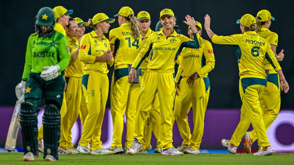 Ashleigh Gardner got Sidra Amin, the only top-six batter who got into double figures, Australia vs Pakistan, Women's ODI World Cup, Colombo, October 8, 2025