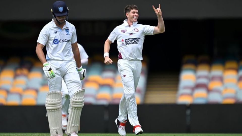 Sam Konstas was bowled by Hayden Kerr, Queensland vs New South Wales, Brisbane, Sheffield Shield, October 29, 2025