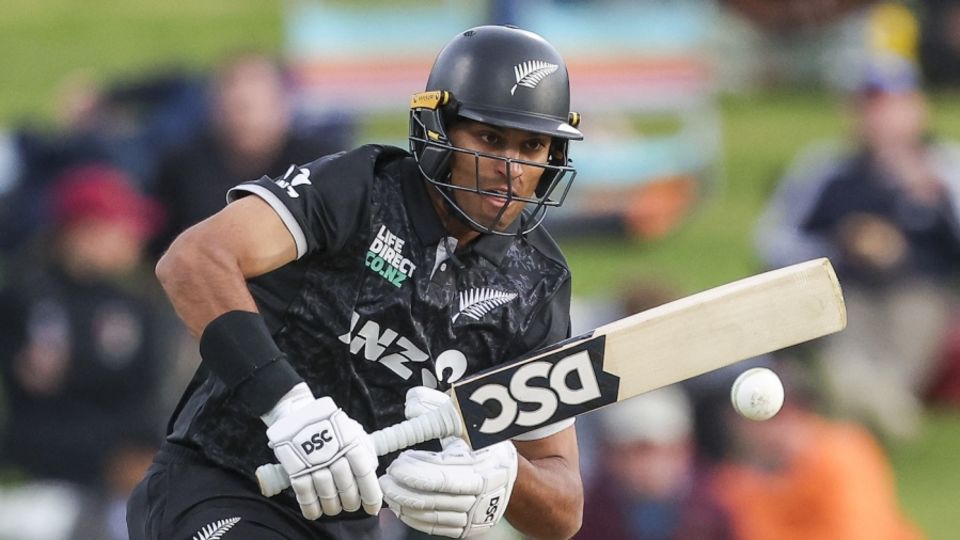 Rachin Ravindra anchored the chase, New Zealand vs England, 2nd ODI, Hamilton, October 29, 2025