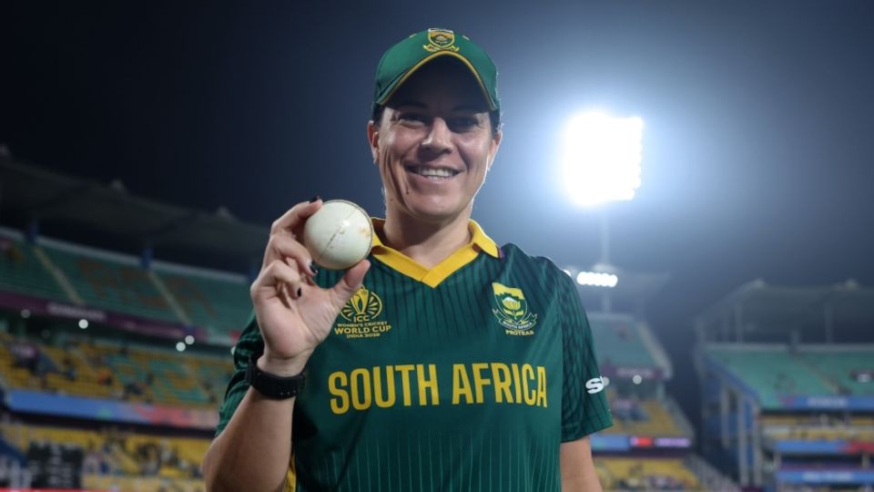 Marizanne Kapp shows off the match ball, England vs South Africa, Women's World Cup semi-final, Guwahati, October 29, 2025
