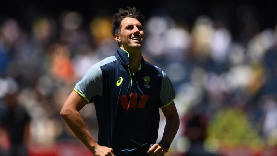 Pat Cummins takes a break during a workout, Australia vs England, 4th Test, Melbourne, 2nd day, December 27, 2025