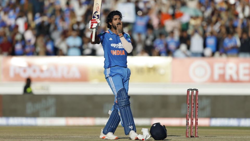 KL Rahul brought up his hundred with a six, India vs New Zealand, 2nd ODI, Rajkot, January 14, 2026