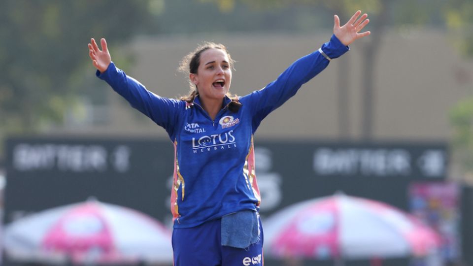 Amelia Kerr took three wickets, all in the final over, Mumbai Indians vs UP Warriorz, WPL 2026, Navi Mumbai, January 17, 2026