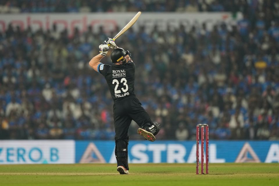 Glenn Phillips muscled some sixes in the steep chase, India vs New Zealand, 1st T20I, Nagpur, January 21, 2026