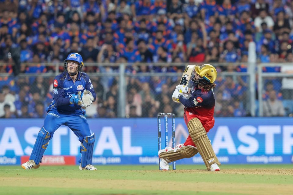Rajat Patidar nails the reverse-sweep, Mumbai Indians vs Royal Challengers Bengaluru, IPL 2026, Mumbai, April 12, 2026