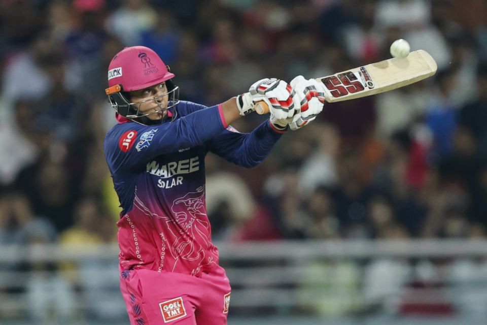 Vaibhav Sooryavanshi played ridonculous Tennis-style smashes in the 16th over, Gujarat Titans vs Rajasthan Royals, Qualifier 2, IPL, New Chandigarh, May 29, 2026