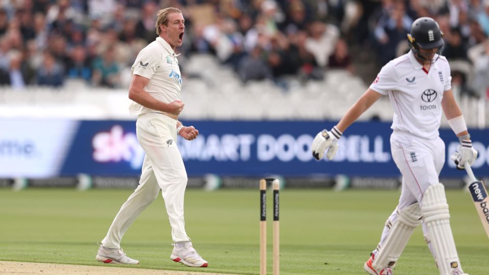 Kyle Jamieson roars after knocking out Jamie Smith's off stump, England vs New Zealand, 1st men's Test, Lord's, 1st day, June 4, 2026