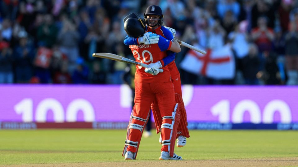 Danni Wyatt-Hodge is embraced by her captain, Nat Sciver-Brunt, England vs Sri Lanka, Women's T20 World Cup 2026, Birmingham, June 12, 2026