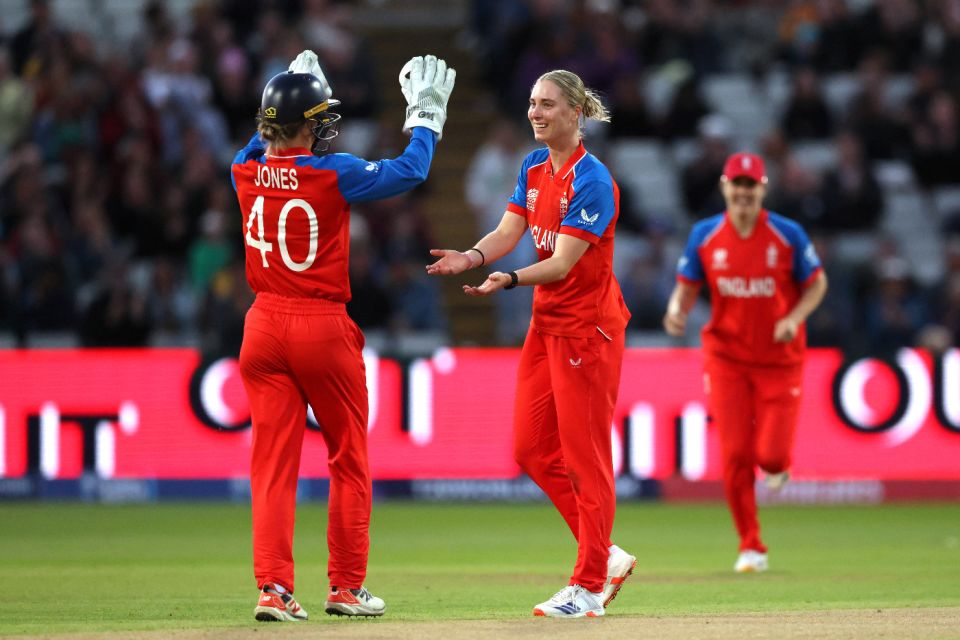 Freya Kemp claimed four wickets to rout Sri Lanka's middle-order, England vs Sri Lanka, Women's T20 World Cup 2026, Birmingham, June 12, 2026