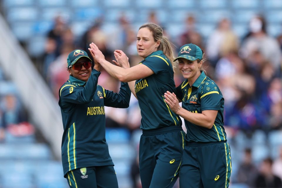 Ellyse Perry picked up two wickets in her first over, Australia vs Bangladesh, Women's T20 World Cup, Headingley, June 17, 2026