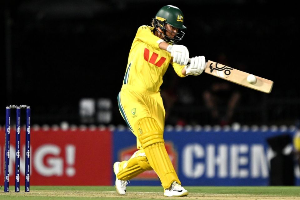 Phoebe Litchfield attacked in the first powerplay, Australia vs Bangladesh, 1st Women's ODI, Brisbane, October 9, 2026