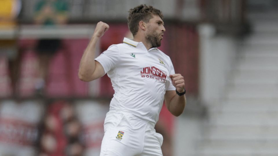 Wiaan Mulder shaped the ball away to dismiss Pat Cummins, South Africa vs Australia, 1st Test, Day 2, Durban, October 10, 2026