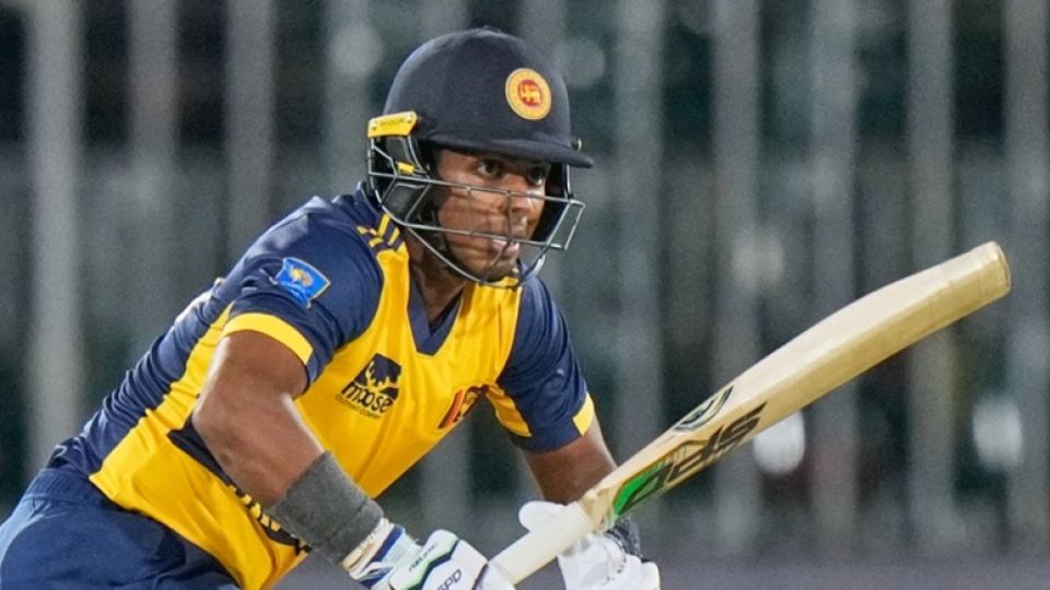Sineth Jayawardena started the chase quickly, Pakistan vs Sri Lanka, 3rd T20I, Rawalpindi, October 13, 2026