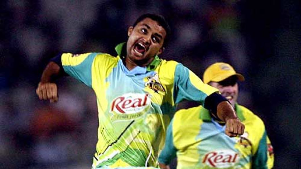 Ishan Malhotra ODI photos and editorial news pictures from ESPNcricinfo ...
