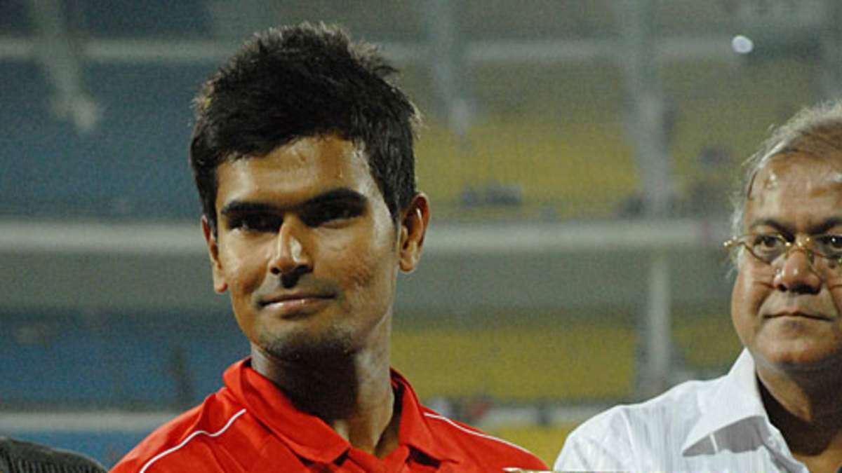 Tyagi and Munaf take India Red to title 
