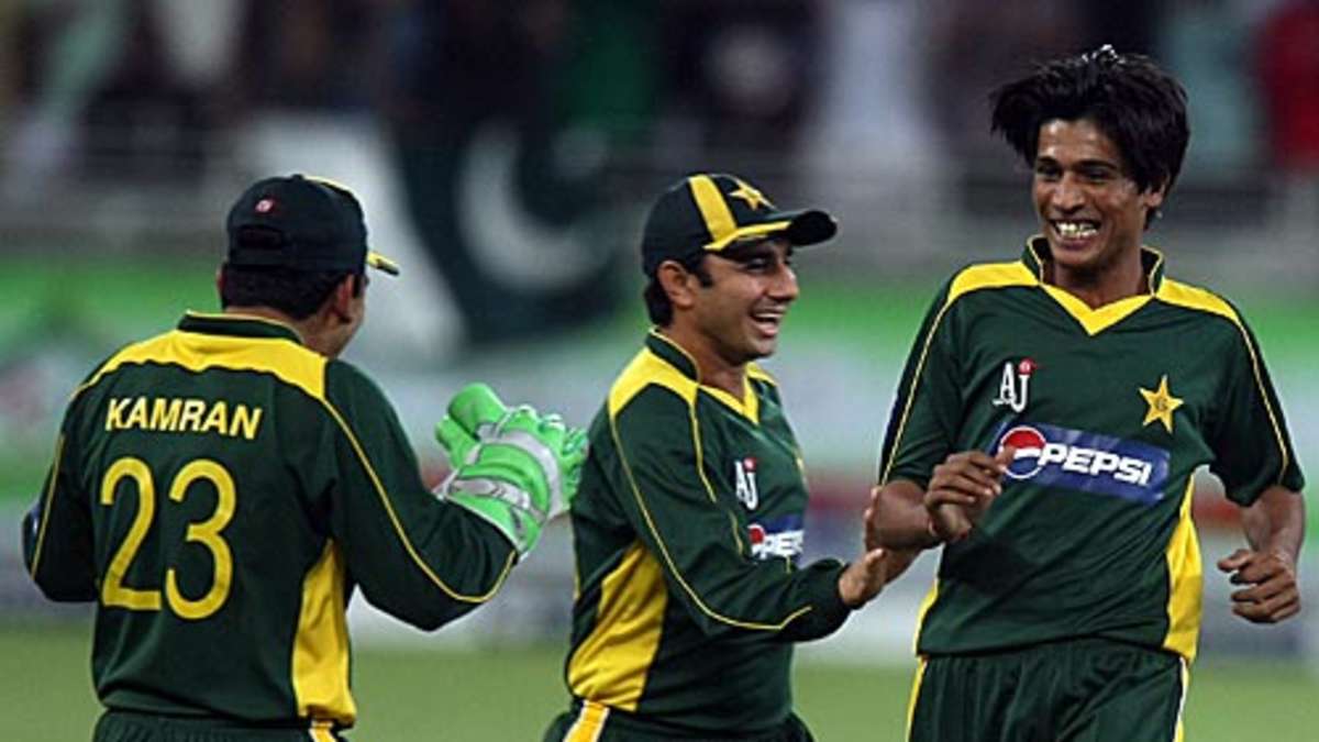 Imran goes boom