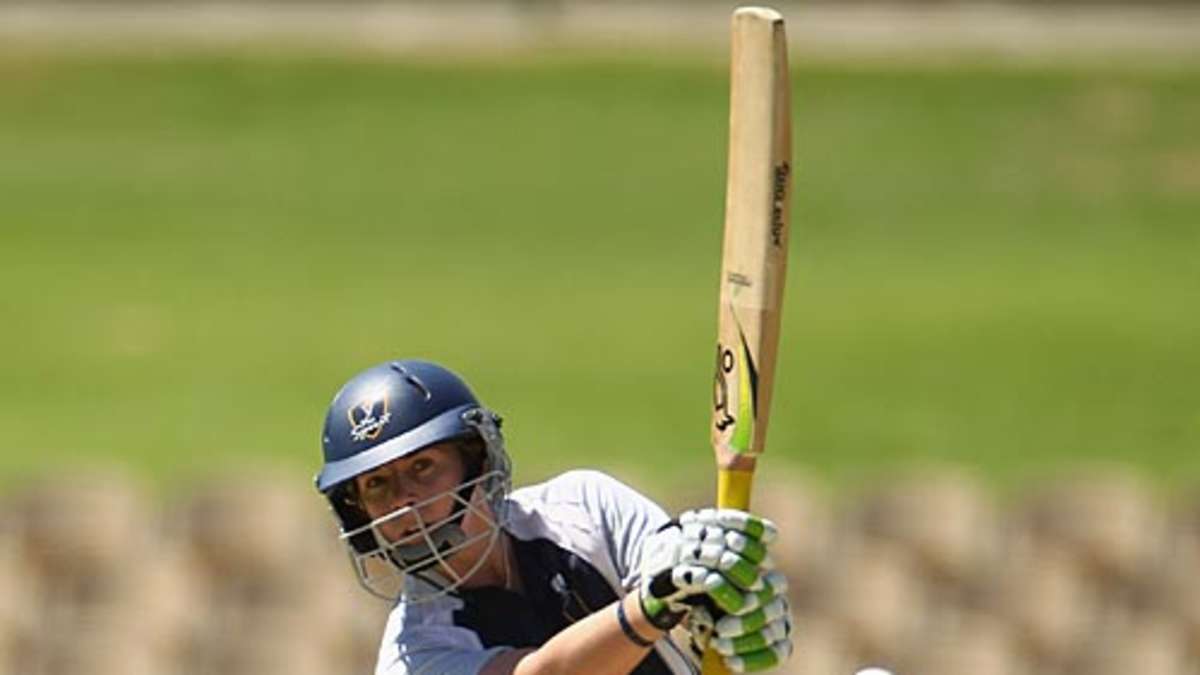 Victoria crush rivals to gain first T20 trophy