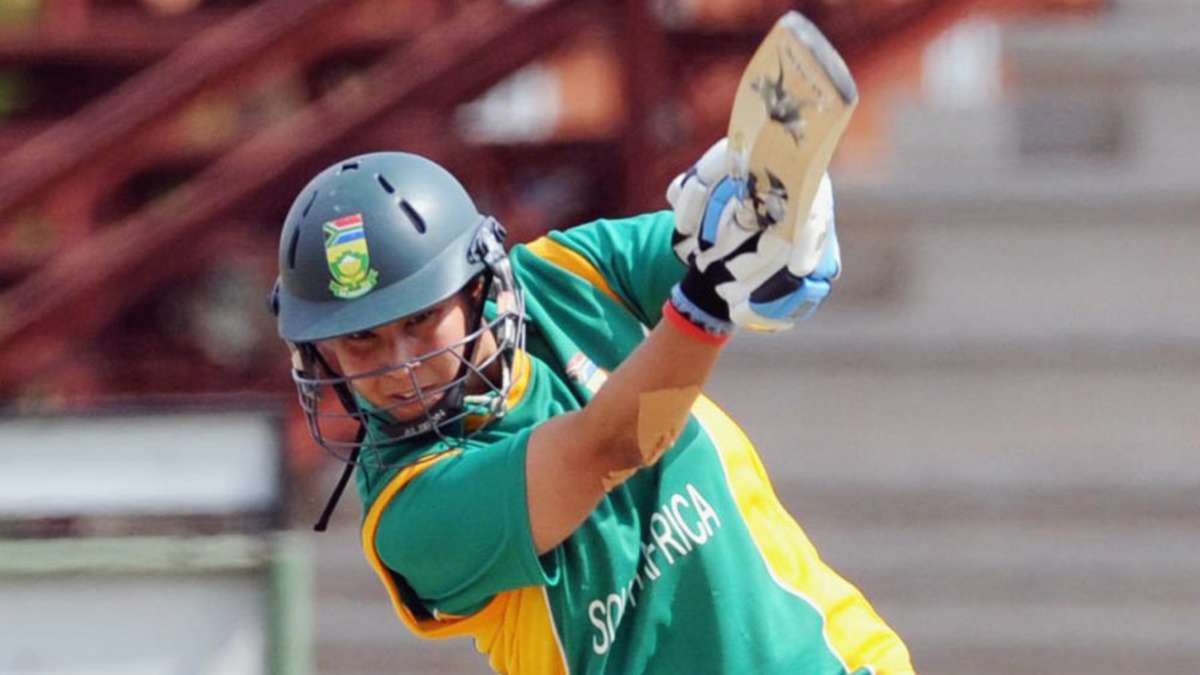 South Africa take title with perfect record