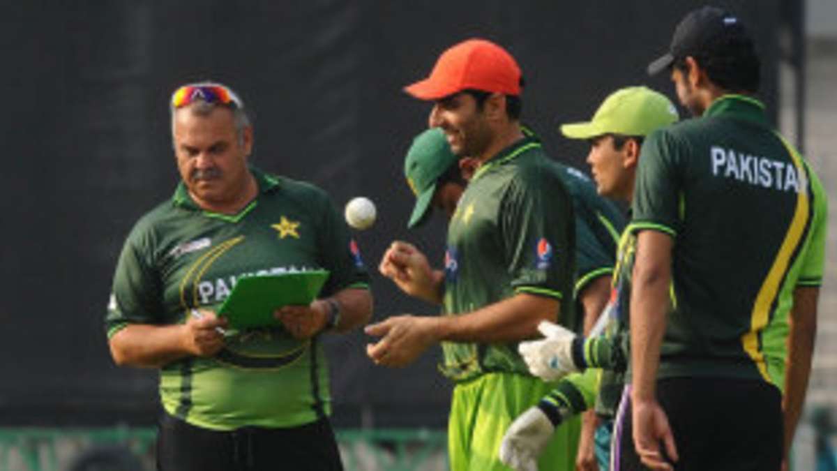 Bangladesh tour delay disappointing - Whatmore