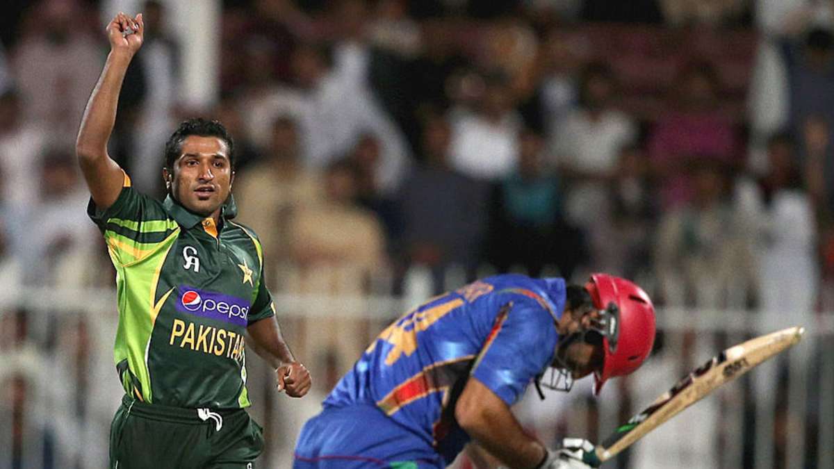 Pakistan prevail in last-over finish