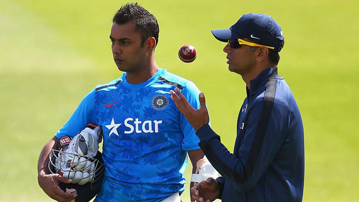 Dravid urges batsmen to rotate strike better