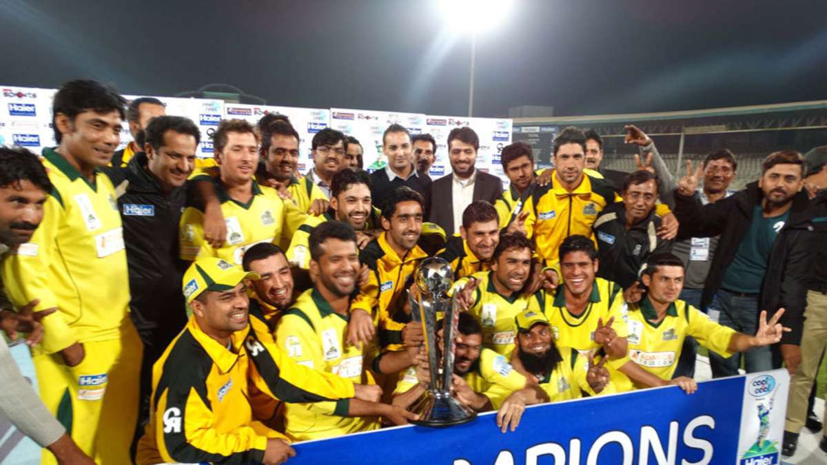 Rizwan ton fires Fighters to title
