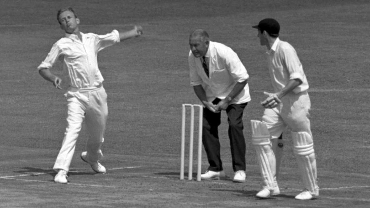 Deadly down under: Derek Underwood's World Series Cricket chapter