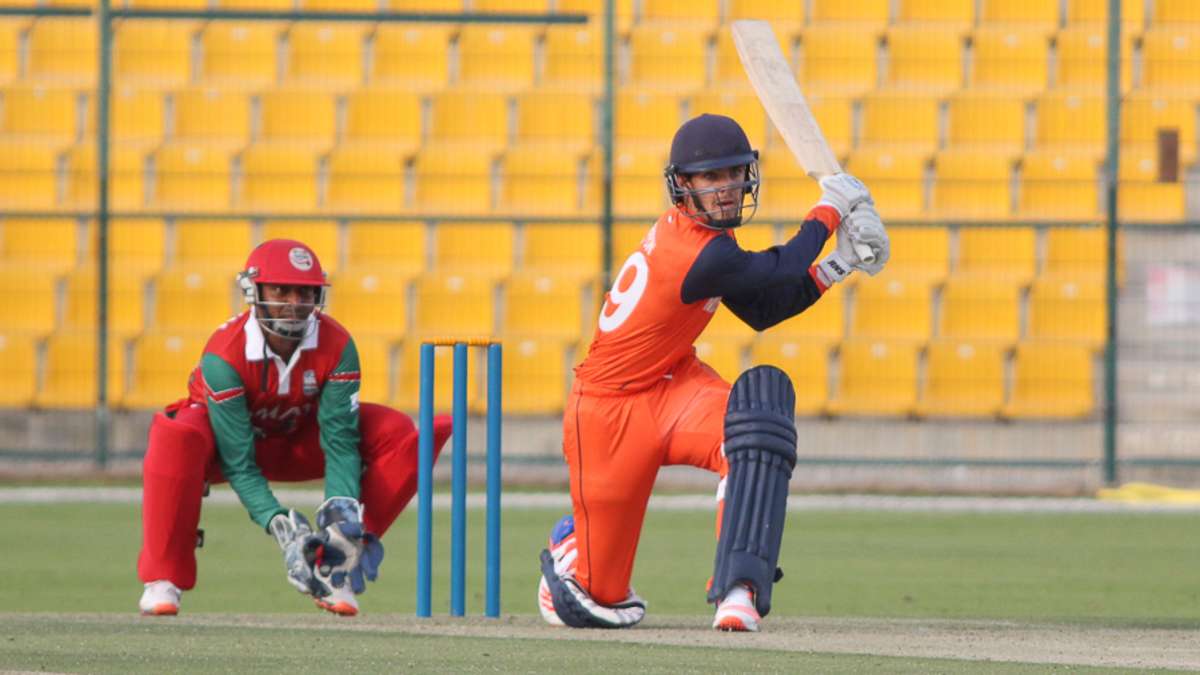 Bowlers help Netherlands clinch consolation win