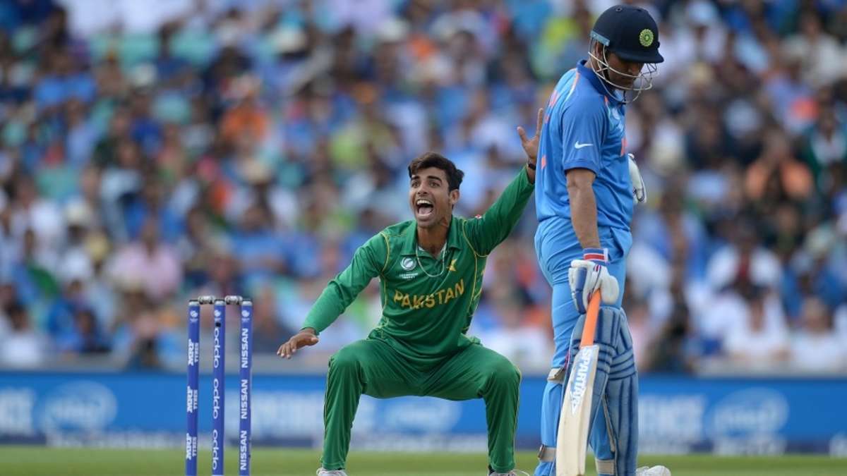 Favourite India vs Pakistan moment - the perfect Tendulkar stroke or Saqlain running home?