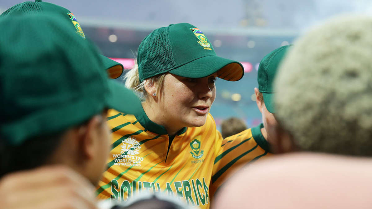 Van Niekerk in line for SA comeback after u-turn on retirement
