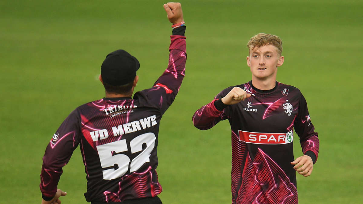 Goldsworthy, Smeed seal derby honours for Somerset 