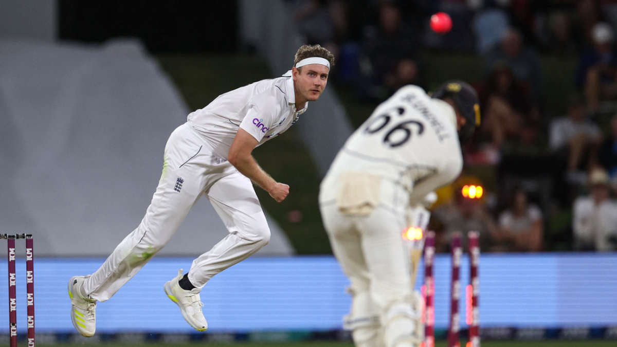 Pink-ball Test could be 'a lottery', warns Broad
