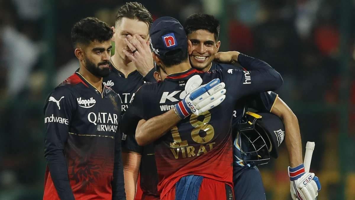 Live Report - Maxwell returns as RCB bowl against unchanged Titans
