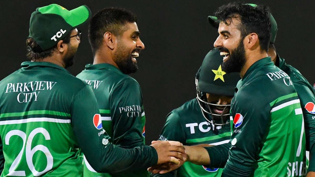 Babar Azam was thrilled with Shadab Khan's exploits&nbsp;&nbsp;&bull;&nbsp;&nbsp;AFP/Getty Images