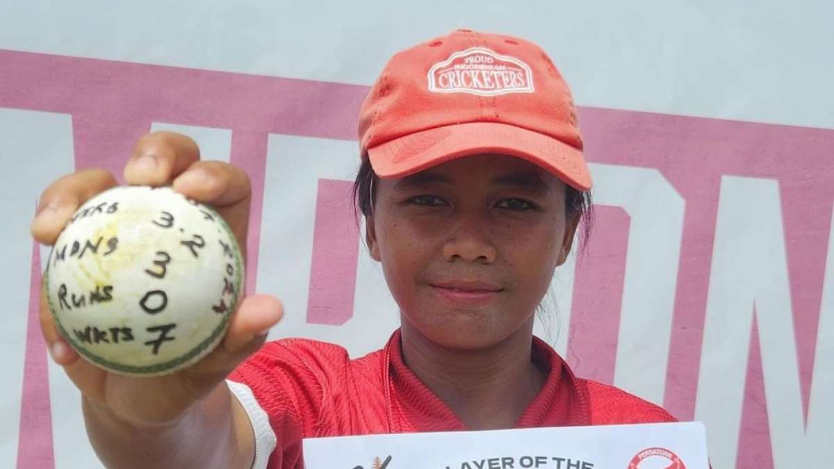 Indonesia's Rohmalia smashes women's T20I record with 7 for 0 on international debut