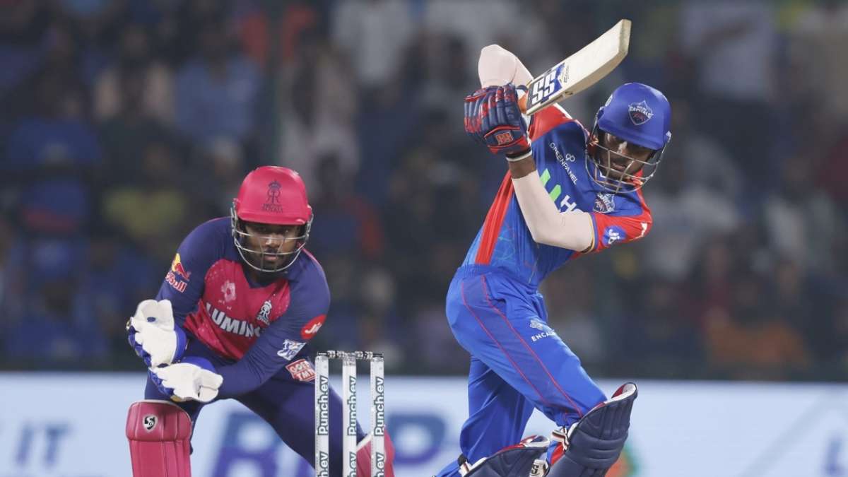 Live - Porel's 28-ball fifty drives DC after quick wickets