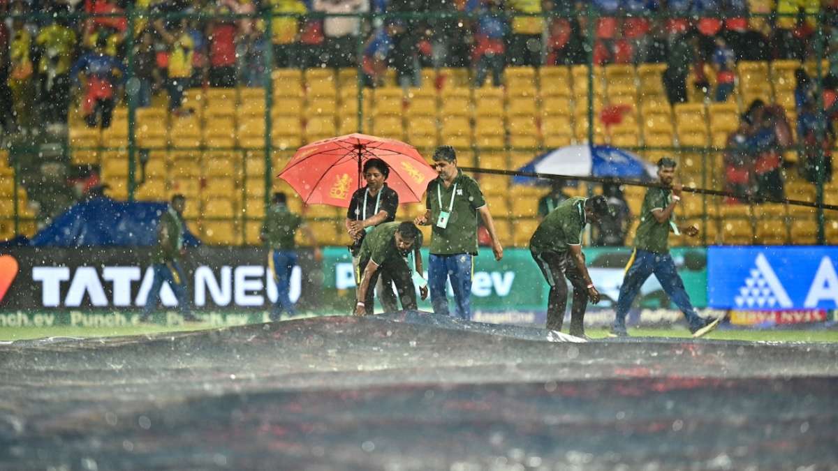 Live - Match set to resume at 8.25pm after rain delay