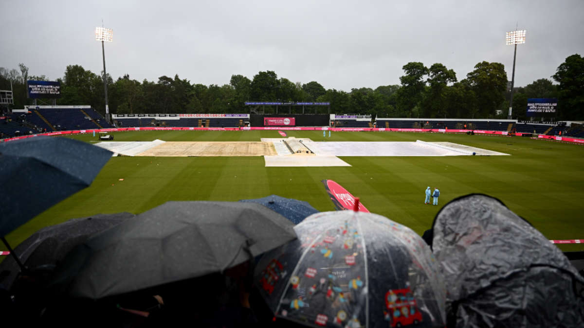 Rain wrecks third T20I between England and Pakistan