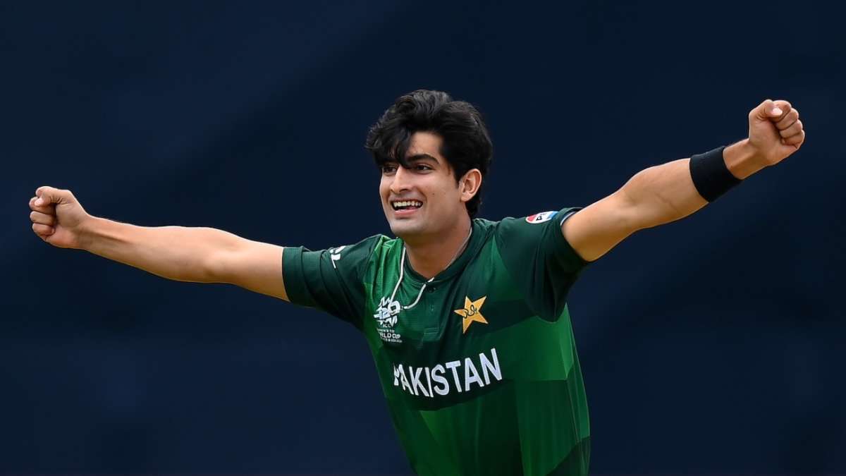 Naseem, Faheem fetch record fees at PSL's first-ever auction