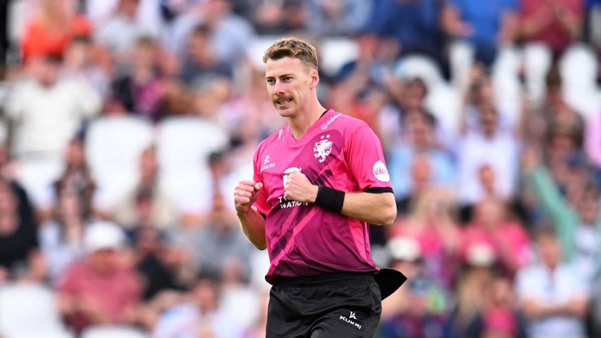 Riley Meredith to return for Somerset in 2025