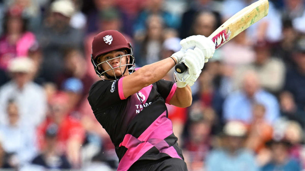 Somerset top the South after Smeed-inspired rout of Glamorgan 