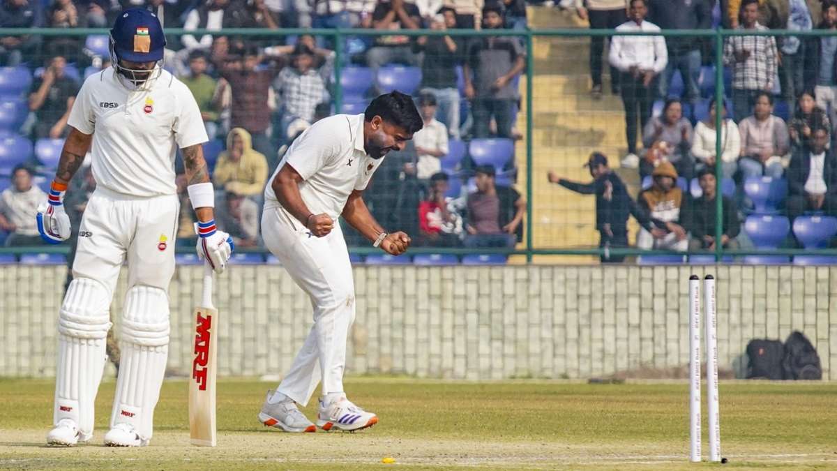 Meet Himanshu Sangwan, the Railways seamer who spoiled Kohli's Ranji Trophy return