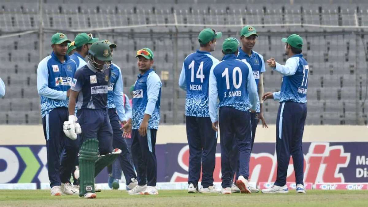 BCB launches investigation into controversial stumping in Dhaka Premier League