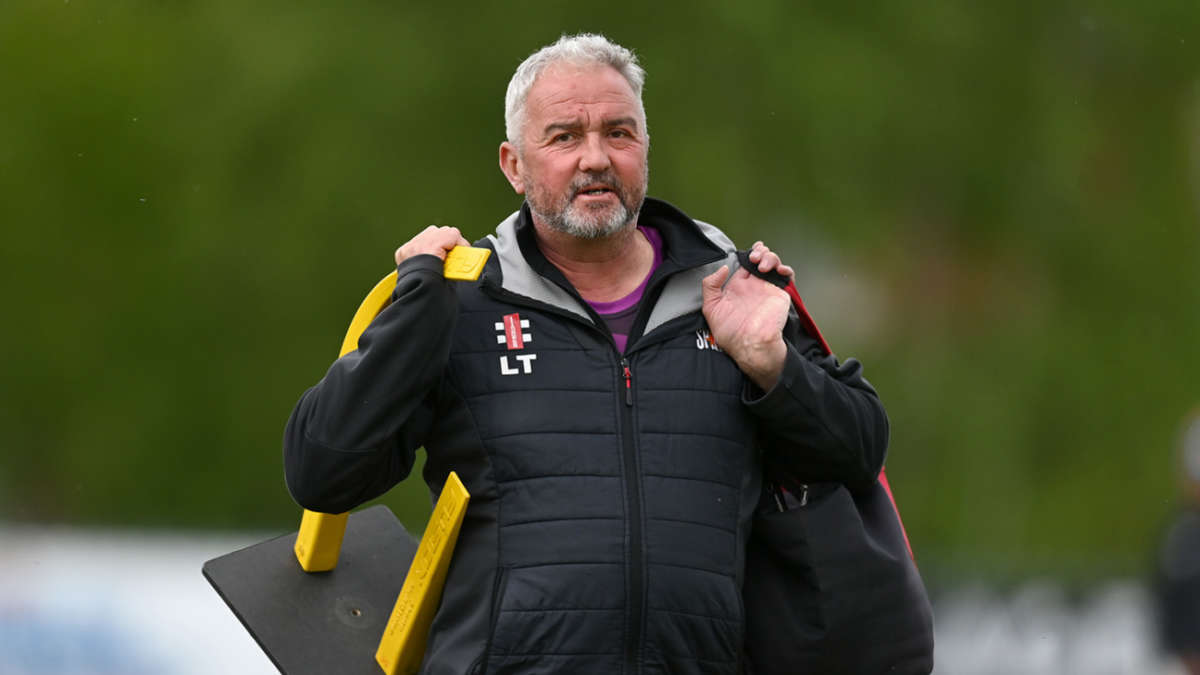 Ireland Women appoint Lloyd Tennant as head coach 