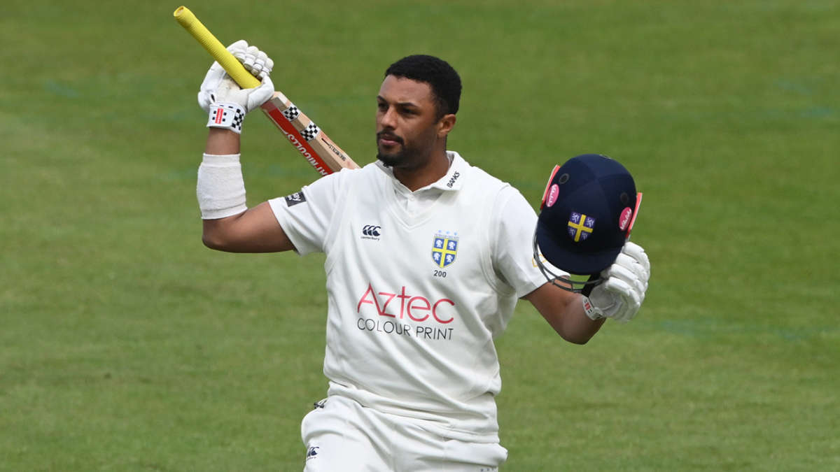 Gay, Rhodes land precious batting points to maintain Durham's survival bid